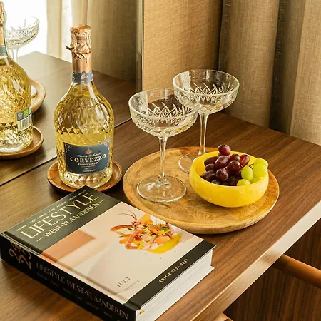 The Ostendian 호텔