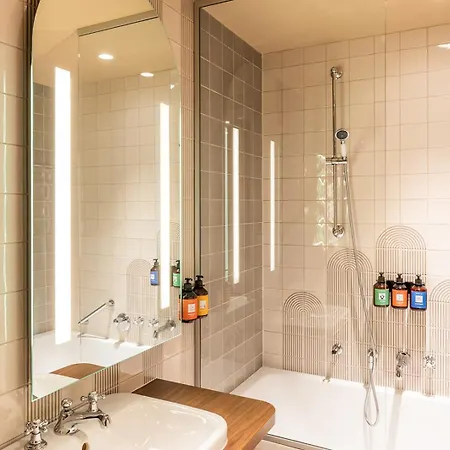 The Ostendian 호텔